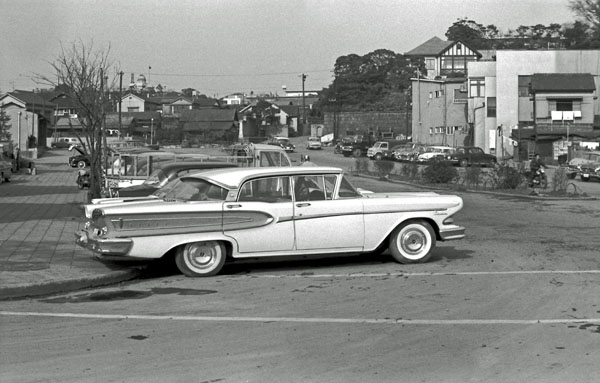 (01-1c)(071-16) 1958 Edsel 4dr Haedtop Sedan.jpg